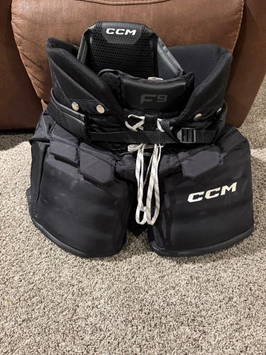 Senior Small CCM F9 Hockey Goalie Pants (Used)