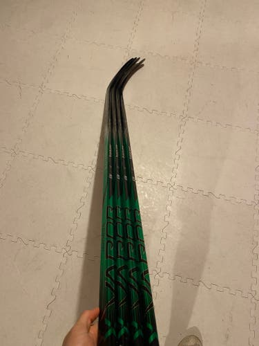 Senior Bauer Hyperlite 2 Left Hand Hockey Stick P92 (Used)