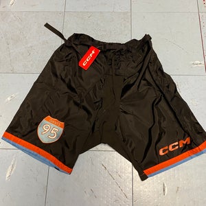 New CCM Team Pant Shell Senior Medium