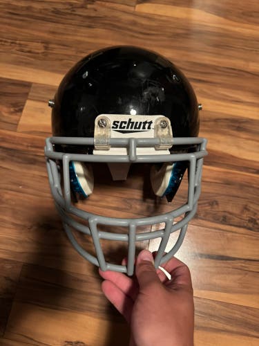 Small Youth Schutt Helmet (Used)