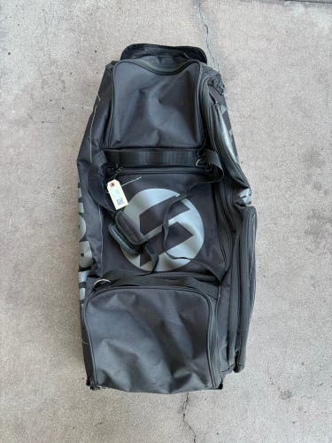 Black Worth Catcher's Bag