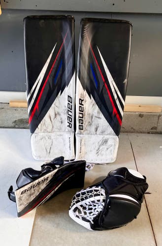 35" 2024 Bauer Hyperlite 2 Regular Goalie Full Set Pro Stock (Used)