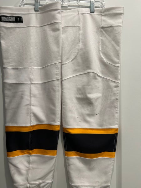 White Senior Large Reebok Edge Game Socks Pro Stock, Boston Bruins (Used)