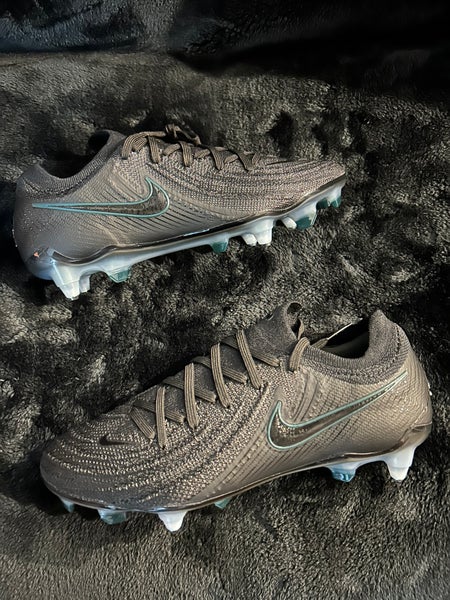 Men's Size M 5.5 (W 6.5) Nike Phantom Luna Elite Cleats (New)