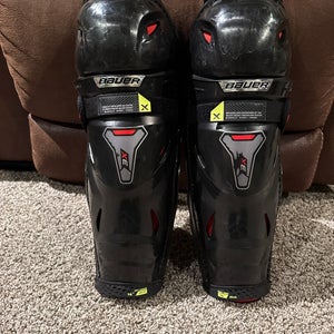 Intermediate Bauer Vapor 3X 14" Shin Pads (Used)