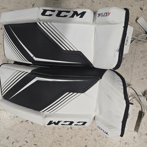CCM YTFlex 2 Goalie Leg Pads (Used)