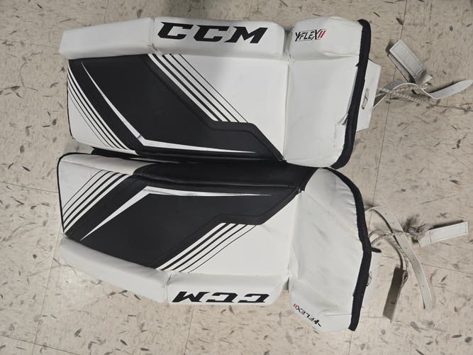 CCM YTFlex 2 Goalie Leg Pads (Used)