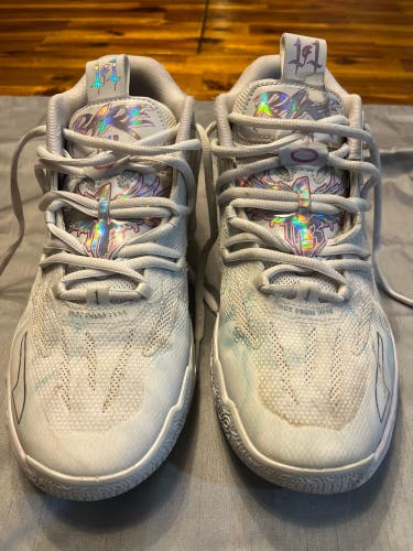 Women's Size M 6.0 (W 7.0) Puma Shoes (Used)