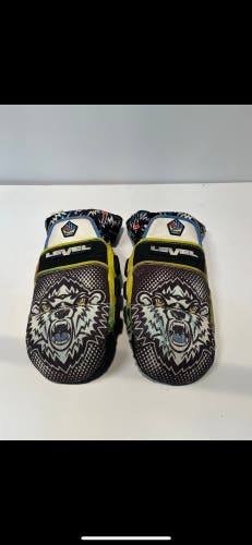 Black XL Ski Racing Level Gloves (Used)