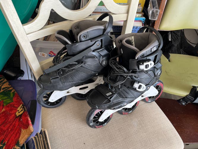Inline Skates Regular Width Size 8 (Used)