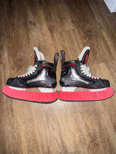 2018 Bauer Vapor 1X Hockey Skates Regular Width 7.5 (Used)