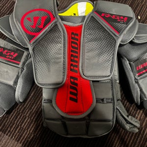 Medium Warrior Ritual G4 Goalie Chest Protector (Used)