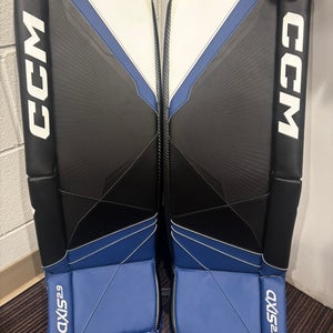 31" CCM Axis 2.9 Goalie Leg Pads (New)