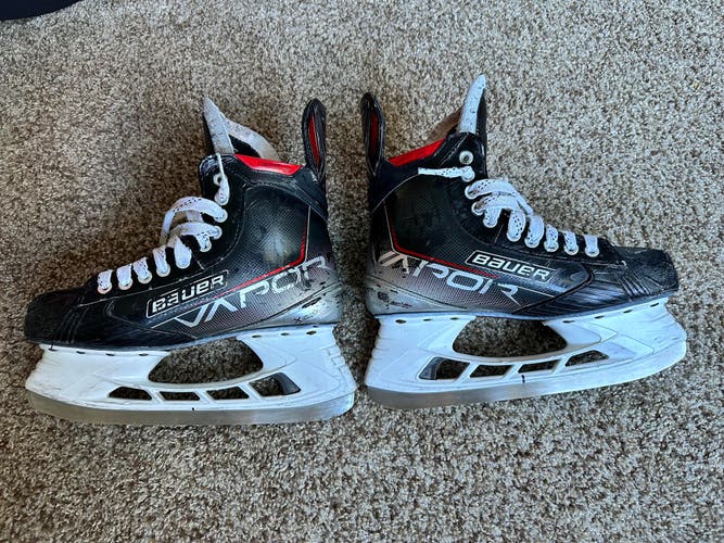 Bauer Vapor 3X Hockey Skates 8 (Used)