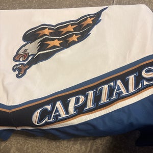 Washington Capitals jersey. Size Large