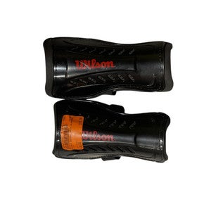 Used Wilson Soccer Shin Guards Youth Black XS 11847-S000030282