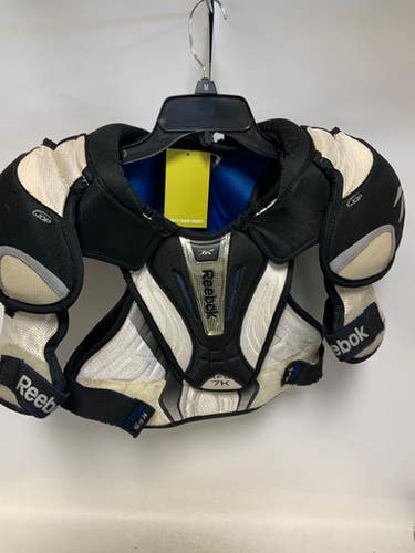 Used Reebok KFS 7K Senior Shoulder Pads MD 11823-S000035055