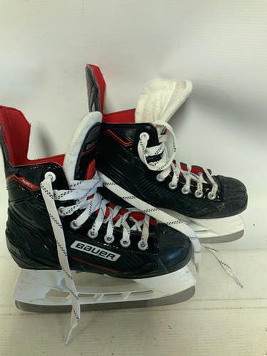 Used Bauer NSX Junior Hockey Skate Junior 02 11823-S000035033