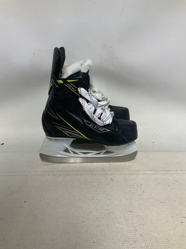 Used CCM SUPER TACKS 2092 Youth Hockey Skate Youth 12.0 11823-S000034975