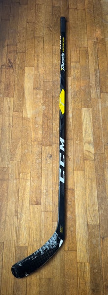 Intermediate CCM Tacks Vector Pro Left Hand Hockey Stick P29 (Used)