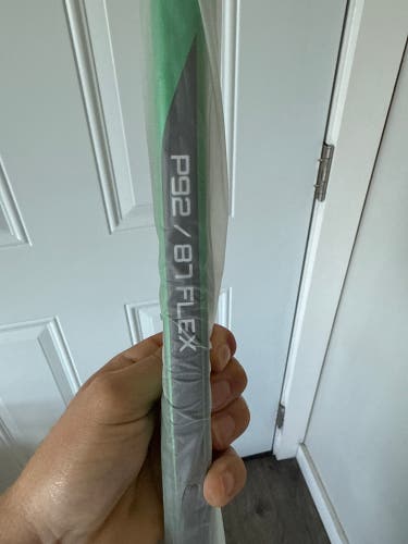 Senior Bauer Vapor Hyperlite 2 Left Hand Hockey Stick P92 (New)