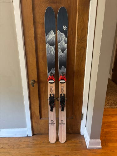 Icelantic Pioneer 96 182cm with Salomon STH13 WTR Bindings