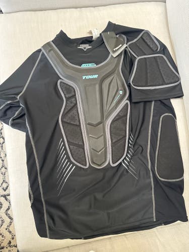 Tour (NWT) code 1 Padded Shirt
