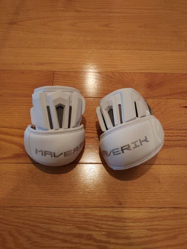 Large Adult Maverik Max Arm Pads 2025 model