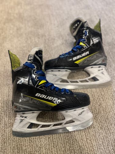 Bauer Vapor X4 Hockey Skates Size 3.5 (Used)