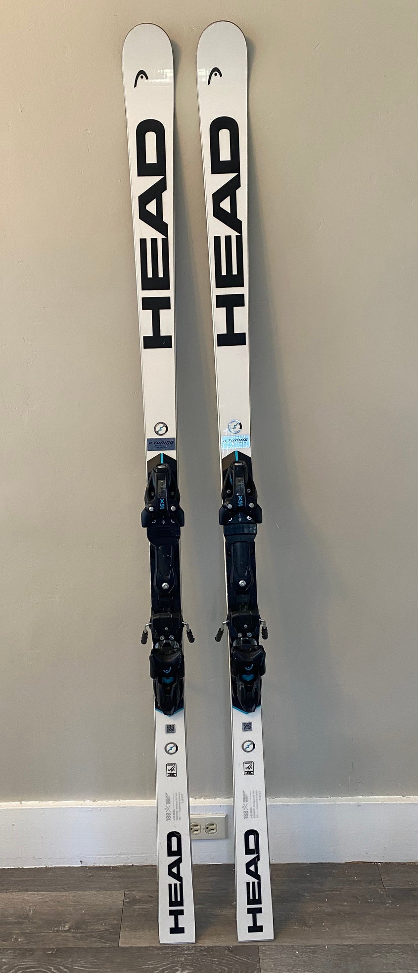 Used Unisex HEAD 166 cm Racing World Cup Rebels e-GS RD Skis With