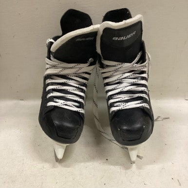 Used Bauer SUPREME 140 Senior Hockey Skate Senior 5 11725-S000492696