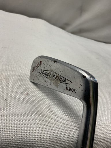 MacGregor Used Right Handed Men's Blade Putter