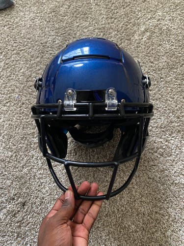 Large Adult Schutt F7 VTD Helmet (Used)