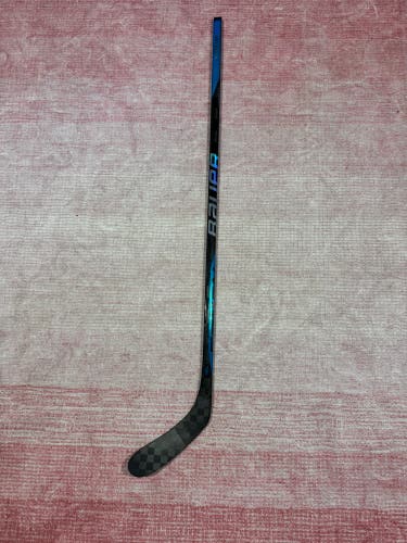 Junior 50 Flex Bauer Nexus Sync Right Handed Hockey Stick P28 (Used)