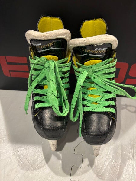 Bauer Supreme S27 Hockey Skates Regular Width Size 2.5 (Used)