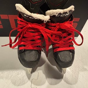 CCM JetSpeed FT470 Hockey Skates Regular Width Size 1.5 (Used)