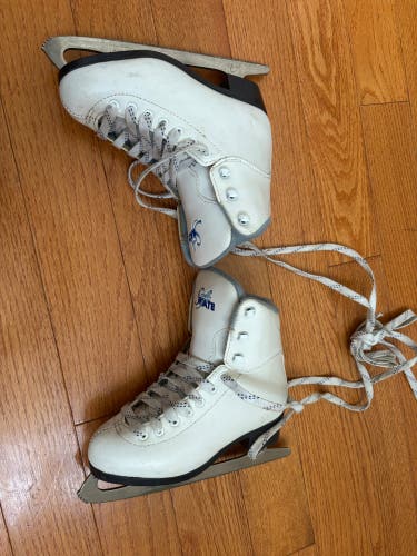 Soft Skates Figure Skates Junior 13 (Used)