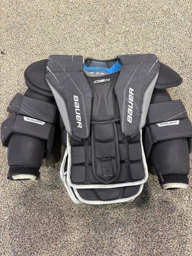 Junior Large/Extra Large Bauer GSX Goalie Chest Protector (Used)