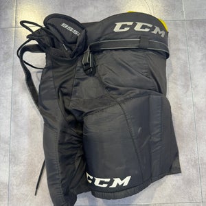 Black Youth Large CCM Tacks 9550 Hockey Pants (Used)