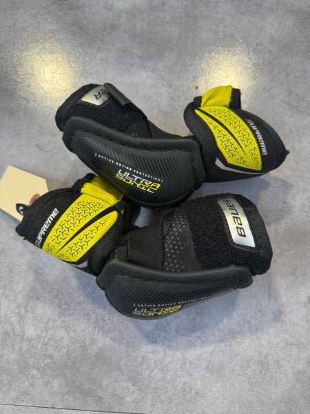 Youth Medium Bauer Supreme Ultrasonic Elbow Pads (Used)