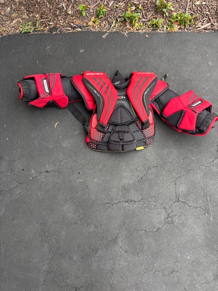 Small Bauer Vapor X2.9 Goalie Chest Protector (Used)