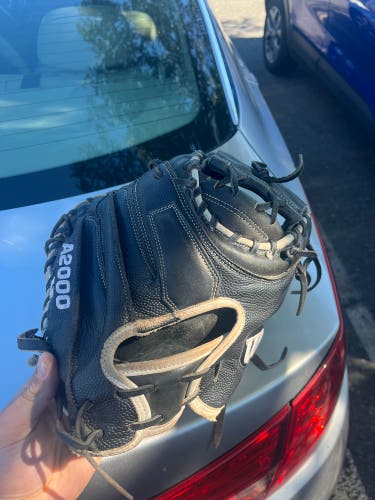 Wilson A2000 M1 Pro Stock Catcher's Baseball Glove 33.5" (Used)