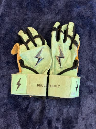 Blue Small Bruce Bolt Batting Gloves (Used)