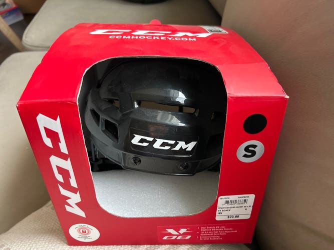 Small CCM Vector V08 Helmet (New)