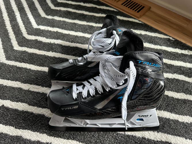 True Custom Pro Hockey Goalie Skates Regular Width 9 (Used)