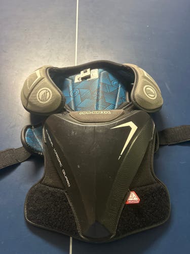 Small Adult Maverik Charger Shoulder Pads (Used)