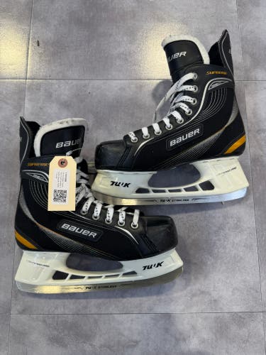 Senior Bauer Supreme One20 Hockey Skates Regular Width 7 (Used)