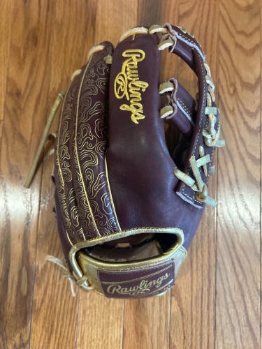 Rawlings Heart Of The Hide Goldy 7 11.75” RHT (excellent condition)