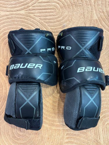Bauer Pro Knee Pads (Used)