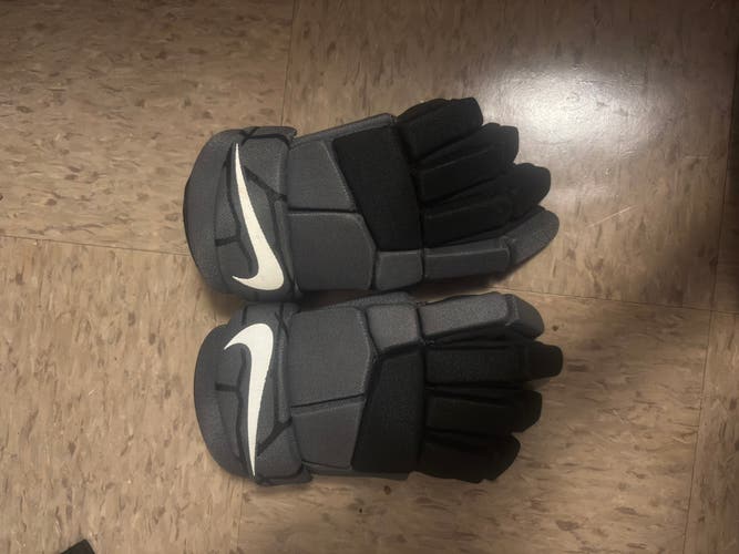 Nike Vapor LT Lacrosse Gloves Large (New)